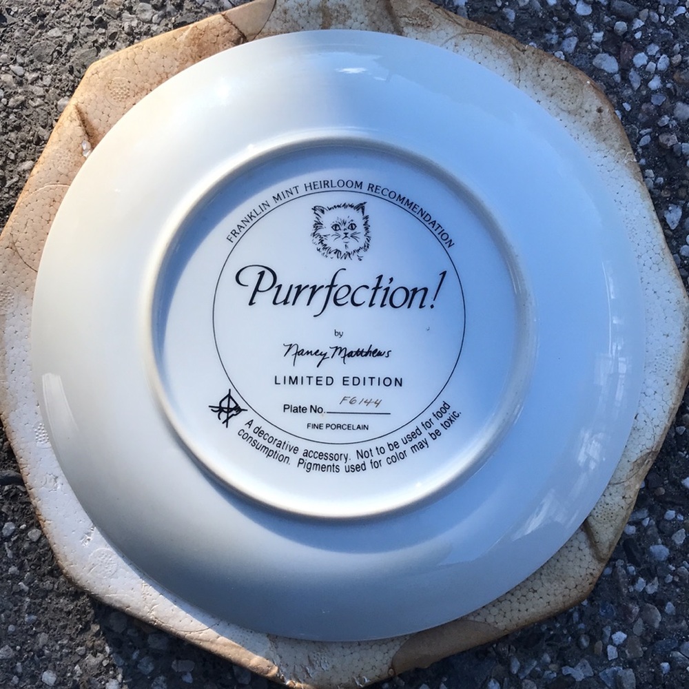Cat Plate - Picture 2 of 3